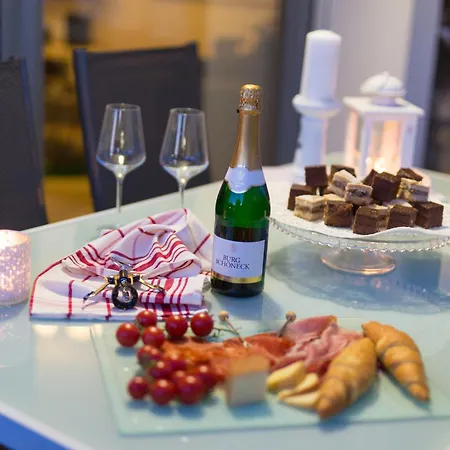 Miracle 2 With Heated Pool Villa