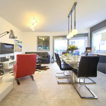 Miracle 2 With Heated Pool *