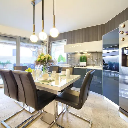 Miracle 2 With Heated Pool *