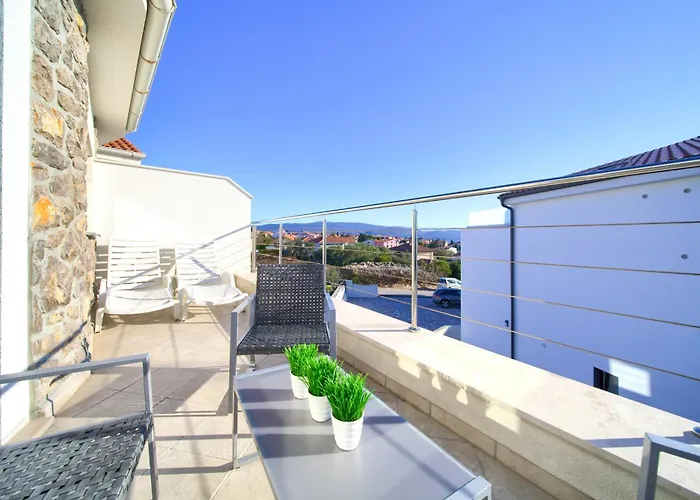 Miracle 2 With Heated Pool